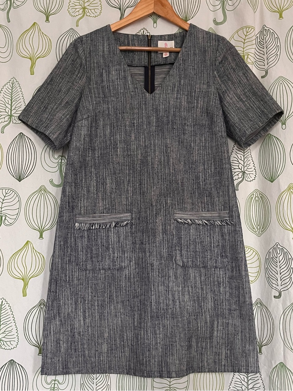 JB by Julie Brown Gray Textured Shift Dress with Fringe Pocket Trim
